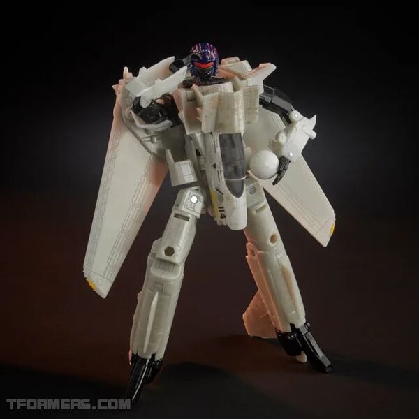 First Looks At Transformers X Top Gun Figure Maverick Official Reveal  (12 of 22)